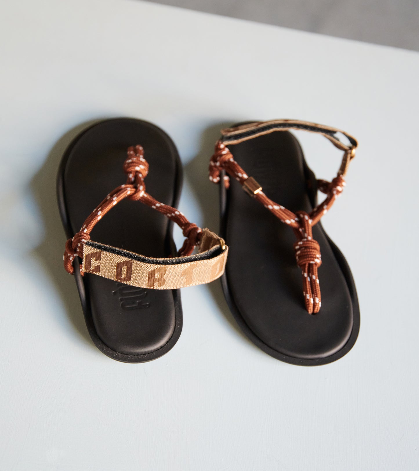 CORTO SANDALS