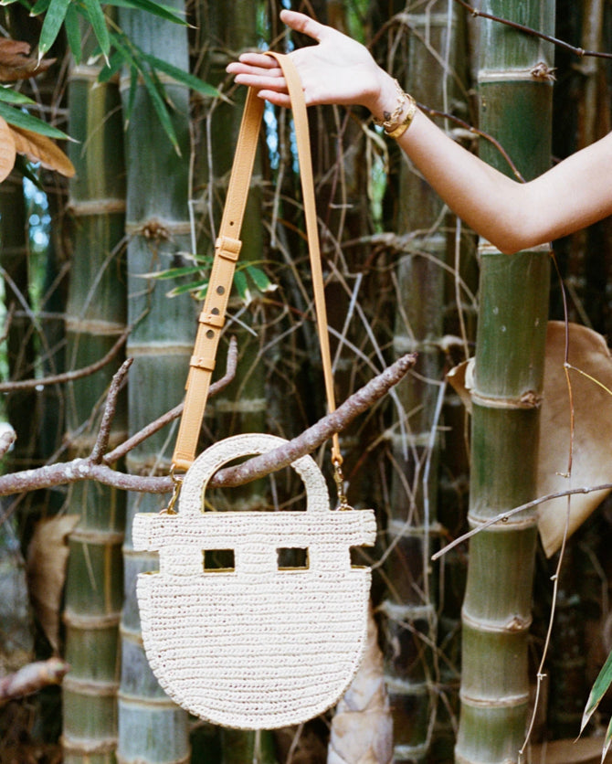 VISAGE RAFFIA
