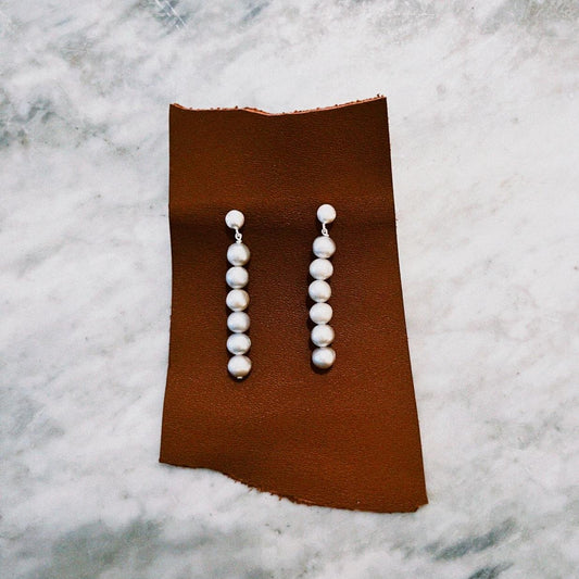 SILVER PEARL DROPS EARRINGS