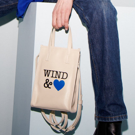 ショッパートートミディアムクリームビテッロ