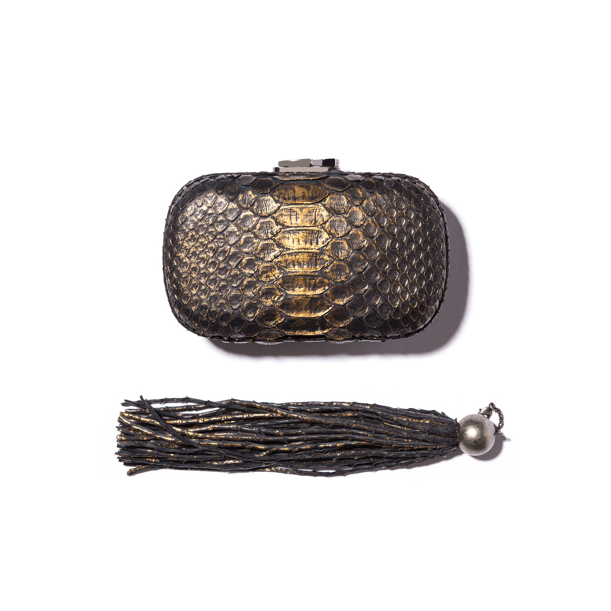 SUSAN WITH TASSLE ANTIQUE GOLD