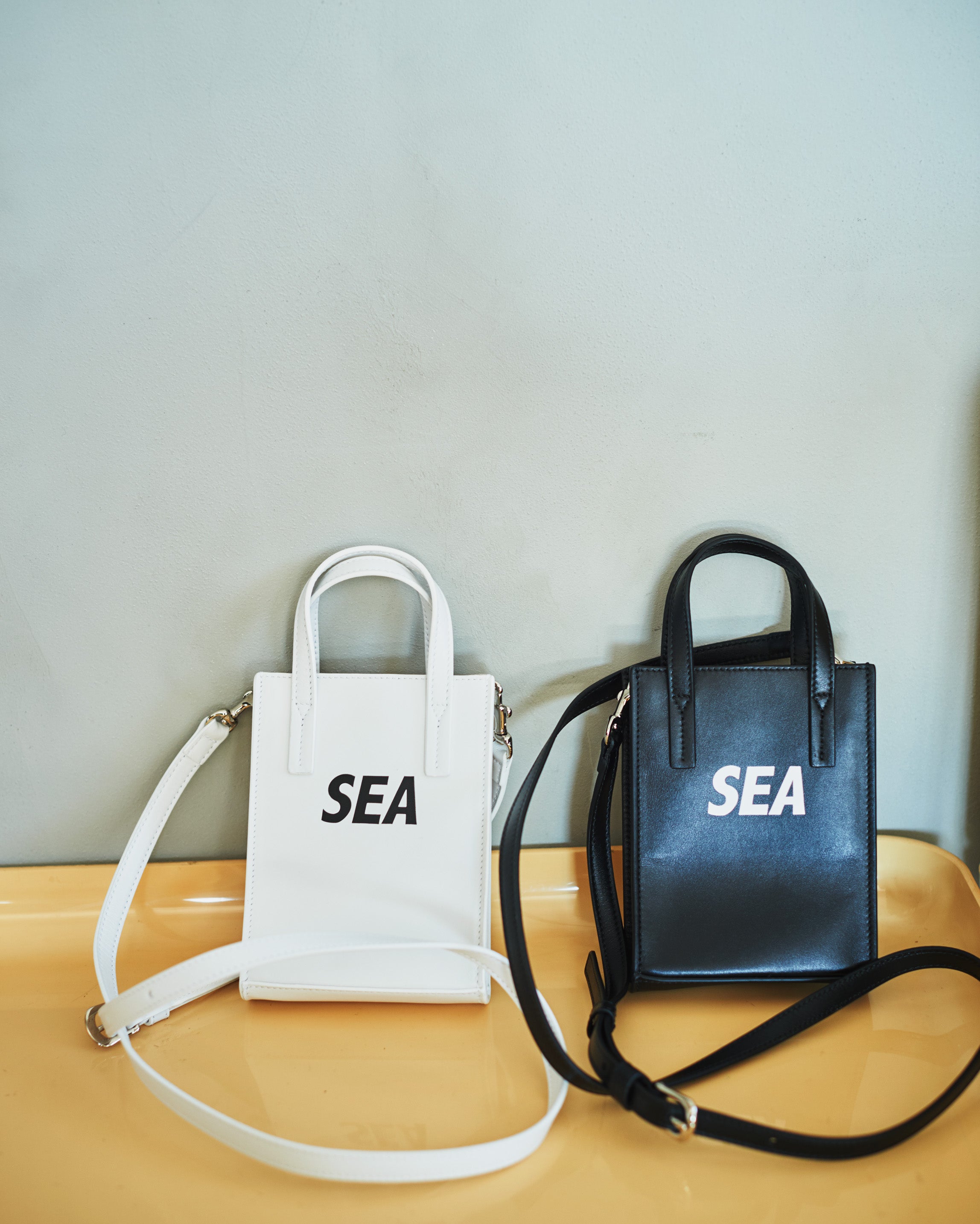 SHOPPER TOTE MINI X WINDANDSEA/BLACK – Corto Moltedo